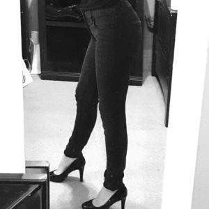 Women’s black jegging’s